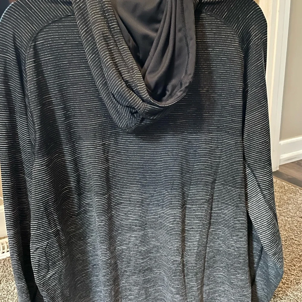 Zella Men's Black and Gray Striped Lightweight Hoodie